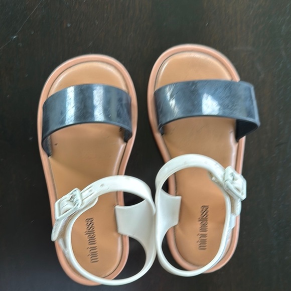 Mini Melissa Kids' Sandals in Black and Cream - Picture 2 of 4
